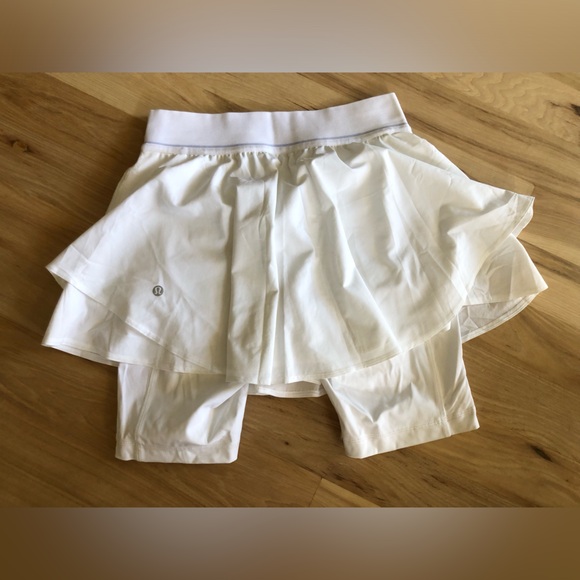 Lululemon Court Revival Skirt With Extended Liner in White - Picture 8 of 13